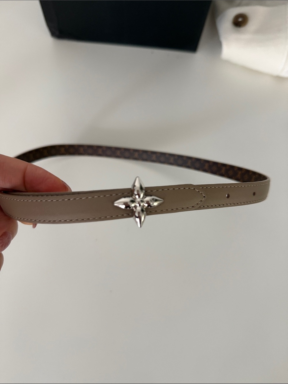Louis Vuitton Beige Leather Reversible Logo Belt new size 75-80